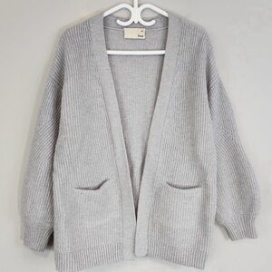 Aritzia Wilfred Unwind Cardigan Light Grey (Size Small)